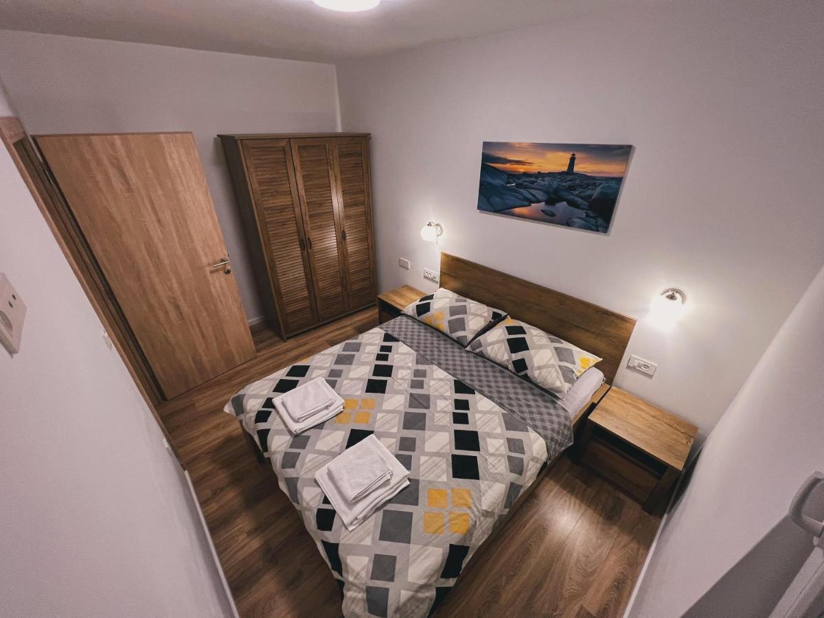 Zilip Apartments Vir Exteriör bild