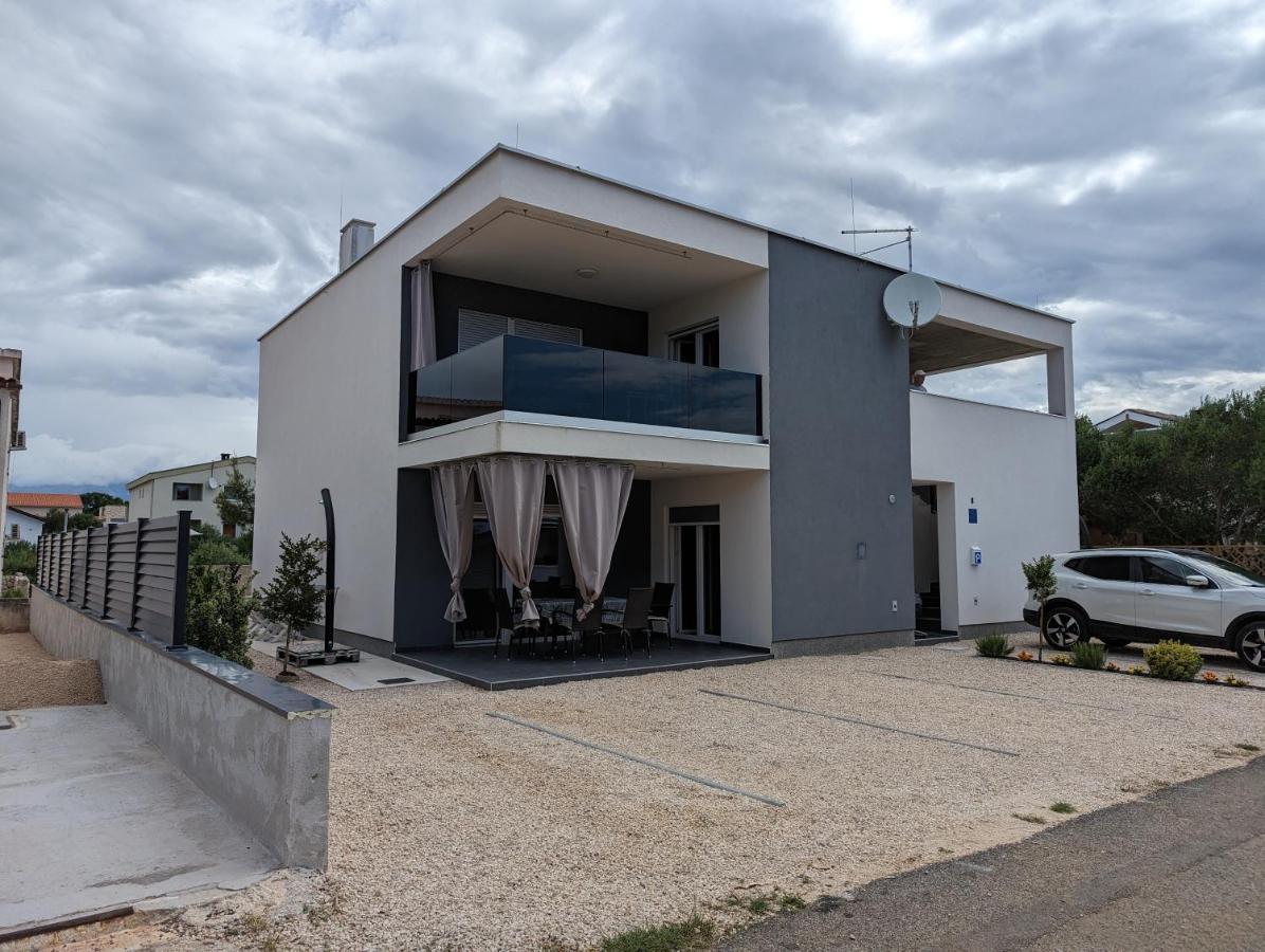 Zilip Apartments Vir Exteriör bild